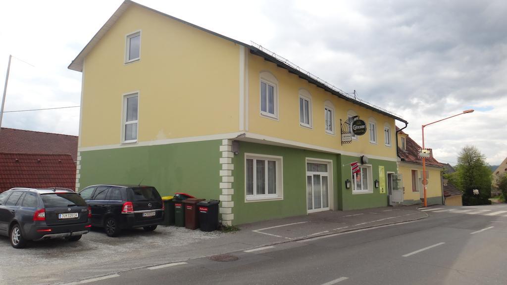 Hotel Swirtshaus M&N Zeltweg Esterno foto